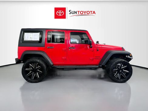 Used 2017 Jeep Wrangler Unlimited Sport w/ Quick Order Package 24S AWD/4WD image 2