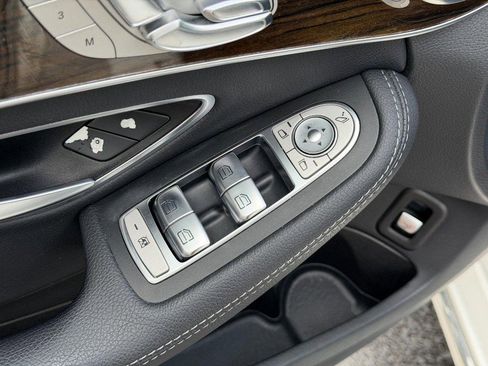 Used 2019 Mercedes-Benz C 300 4MATIC Sedan image 16
