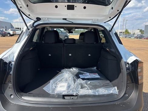 New 2026 Nissan Kicks SV w/ SV Premium Package AWD/4WD image 21