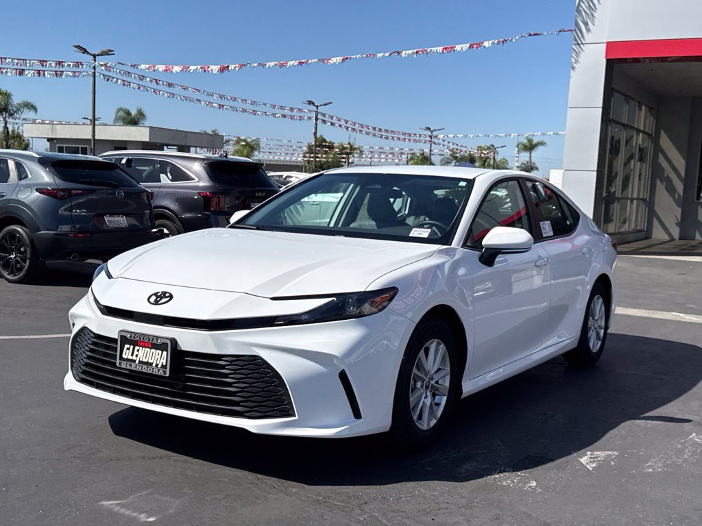 New 2026 Toyota Camry LE FWD image 4