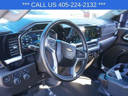Used 2024 Chevrolet Silverado 2500 LT image 23