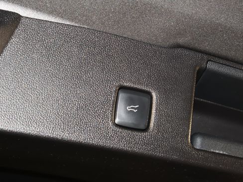 Used 2025 Ford Escape ST-Line Select image 50