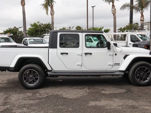 Used 2021 Jeep Gladiator Overland w/ LED Lighting Group image 10