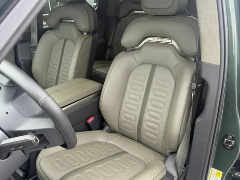 Used 2023 Rivian R1T Adventure Dual AWD/4WD image 6