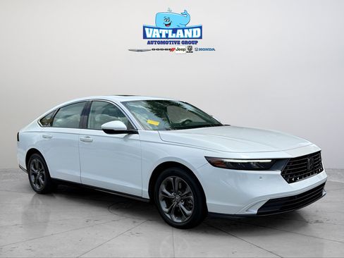 Used 2023 Honda Accord EX-L image 7