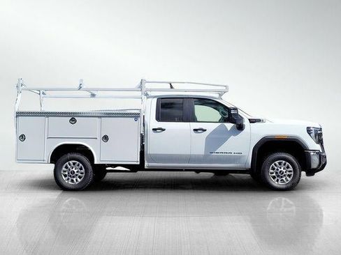 New 2026 GMC Sierra 2500 Pro w/ Convenience Package RWD image 3