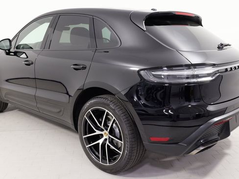 Used 2024 Porsche Macan image 28