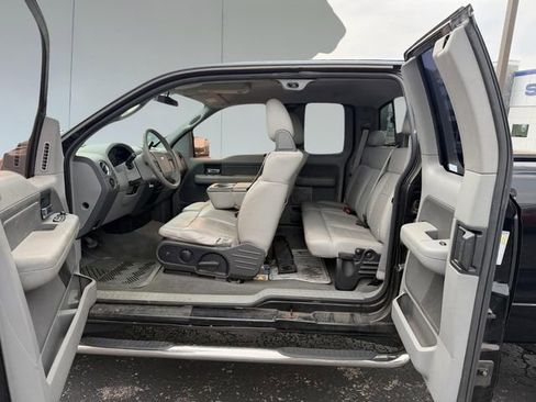 Used 2006 Ford F150 XLT RWD image 11