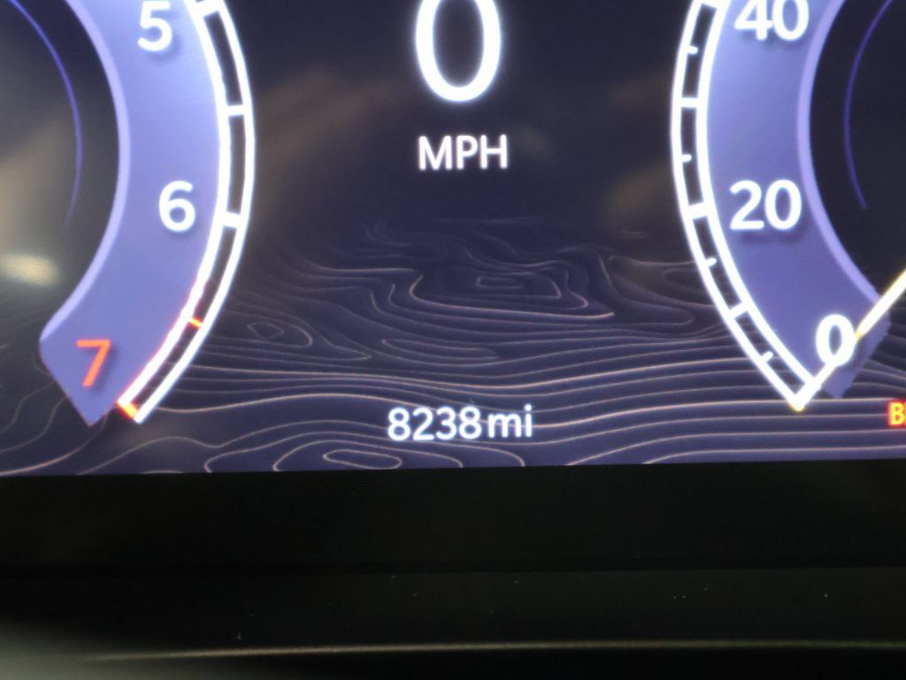 Used 2025 Jeep Grand Cherokee L Limited AWD/4WD image 41