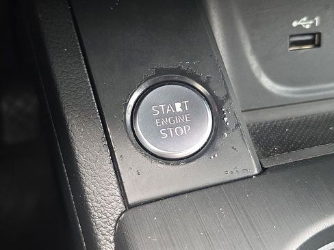 Used 2018 Audi A4 2.0T Ultra Premium w/ Convenience Package image 26