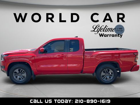 Used 2025 Nissan Frontier SV RWD image 6