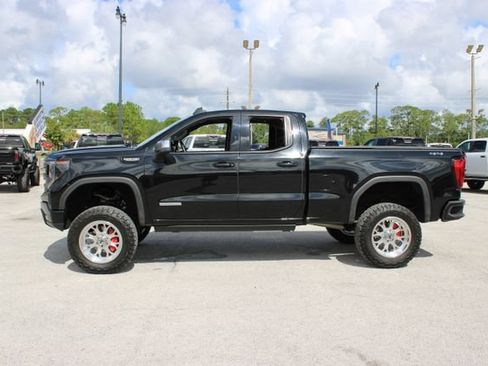 Used 2023 GMC Sierra 1500 Elevation AWD/4WD image 6