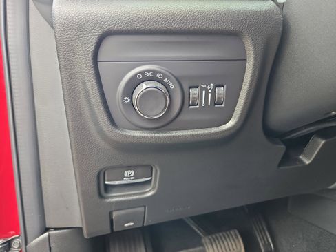 New 2025 Jeep Grand Cherokee L Laredo w/ Luxury Tech Group I image 25