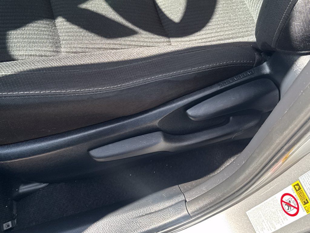 Used 2015 Toyota RAV4 XLE AWD/4WD image 47