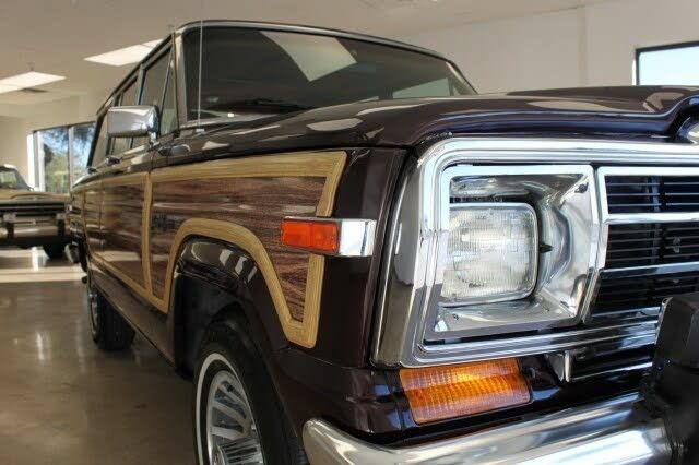Used 1989 Jeep Grand Wagoneer AWD/4WD image 34