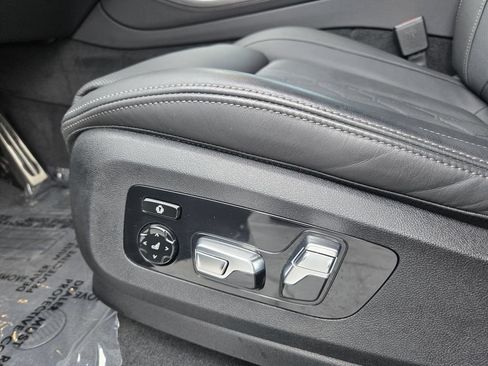 Used 2024 BMW X5 M60i AWD/4WD image 24
