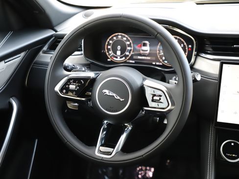 New 2026 Jaguar F-PACE R-Dynamic S AWD/4WD image 16