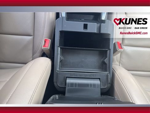 Used 2023 Ford Explorer XLT w/ Equipment Group 202A image 26