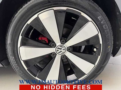 Used 2012 Volkswagen Beetle 2.0T FWD image 9
