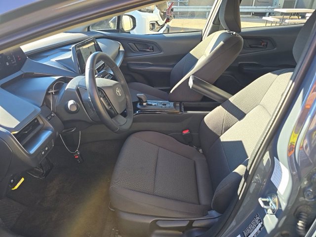 Used 2026 Toyota Prius LE FWD image 9