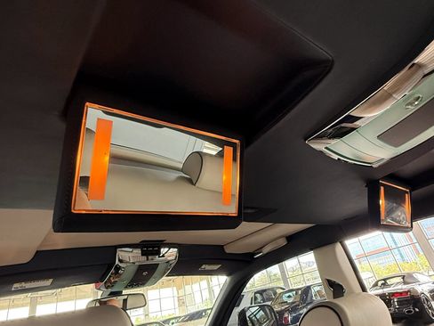 Used 2009 Rolls-Royce Phantom Sedan RWD image 34