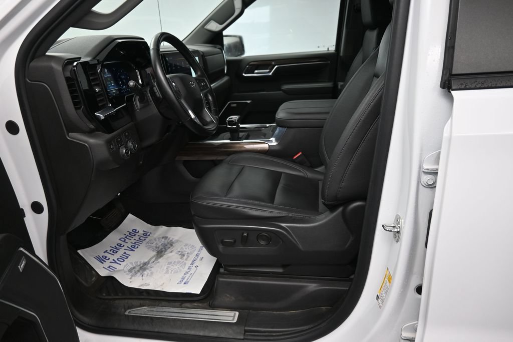 Used 2024 Chevrolet Silverado 1500 RST w/ All Star Edition Plus AWD/4WD image 29