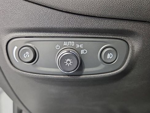 Used 2022 Chevrolet Equinox Premier AWD/4WD image 29