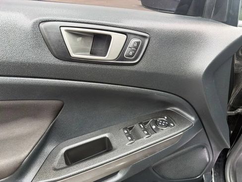 Used 2021 Ford EcoSport SE FWD image 28