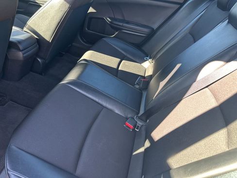 Used 2019 Honda Civic Sport image 32