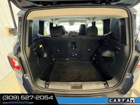 Used 2021 Jeep Renegade Latitude w/ Convenience Group AWD/4WD image 11