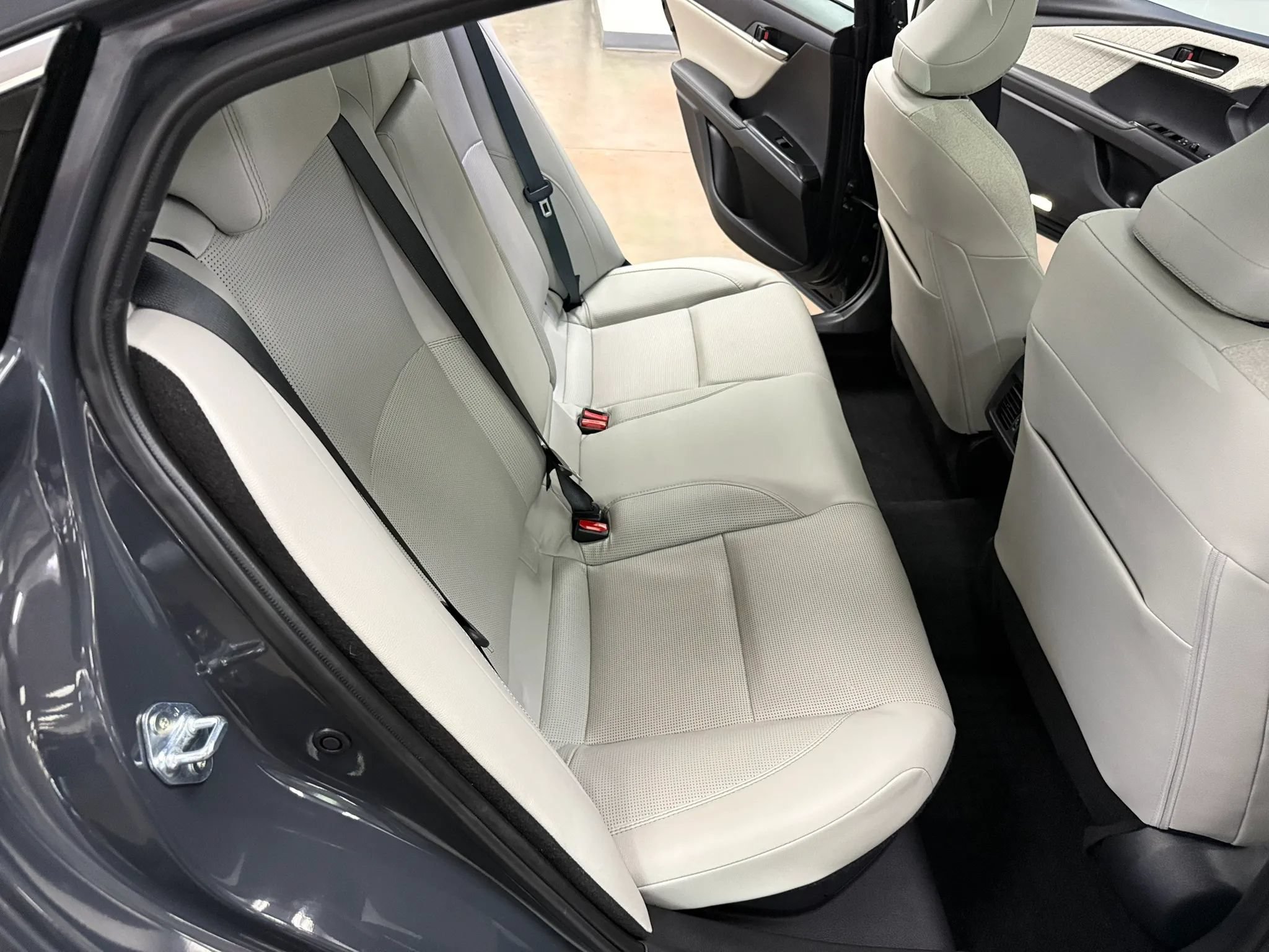 Used 2026 Toyota Camry XLE w/ Premium Plus Package FWD image 14