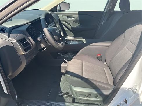 New 2026 Nissan Rogue SV w/ SV Premium Package image 8