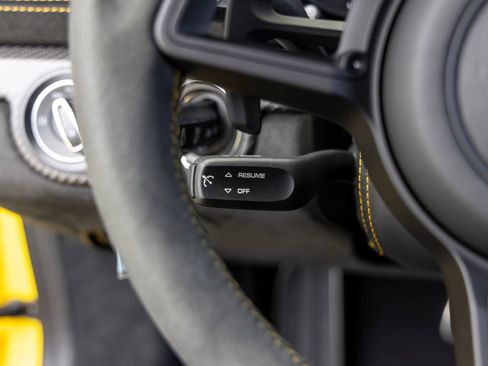Certified 2025 Porsche 718 Boxster Spyder RS RWD image 51