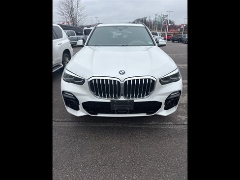 Used 2019 BMW X5 xDrive40i w/ M Sport Package image 1