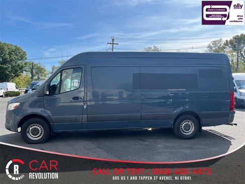 Used 2019 Mercedes-Benz Sprinter 170 image 4