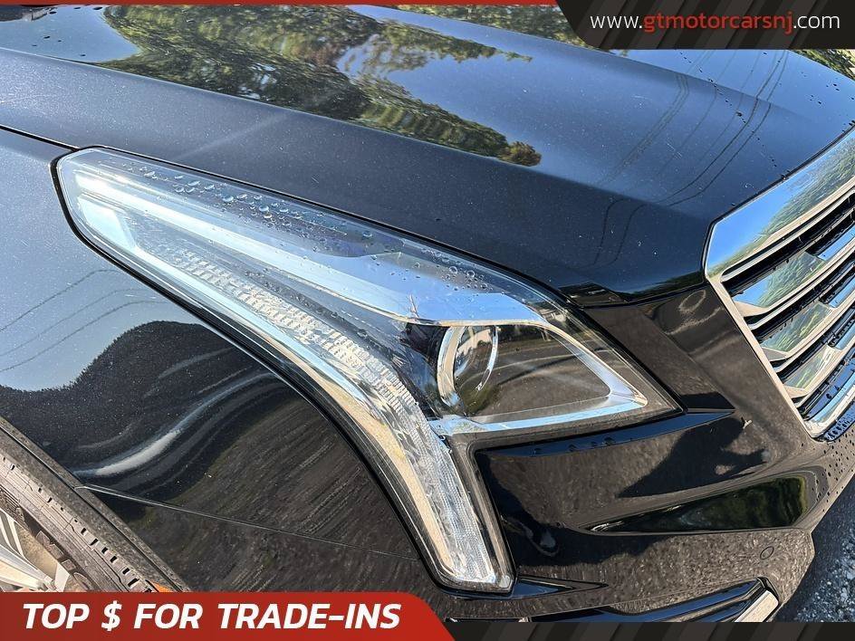 Used 2018 Cadillac XT5 Luxury w/ Driver Awareness Package AWD/4WD image 13