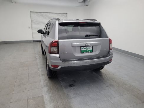 Used 2017 Jeep Compass High Altitude AWD/4WD image 6