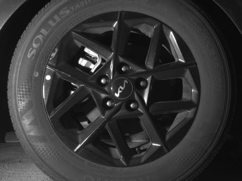 Used 2025 Kia K5 LXS FWD image 23