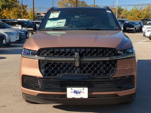 New 2025 Lincoln Navigator Black Label image 8