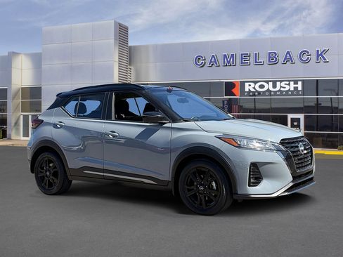 Used 2022 Nissan Kicks SR FWD image 7