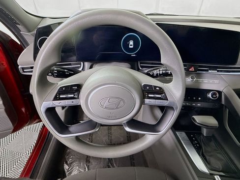 Certified 2024 Hyundai Elantra SEL image 20