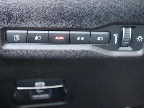 New 2026 Jeep Cherokee Limited AWD/4WD image 13