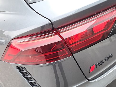 New 2025 Audi RS Q8 performance image 42