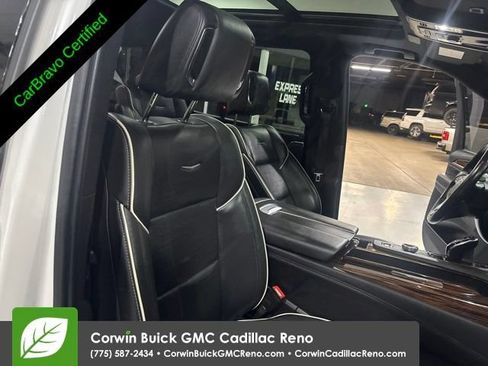 Used 2021 Cadillac Escalade Premium Luxury AWD/4WD image 41