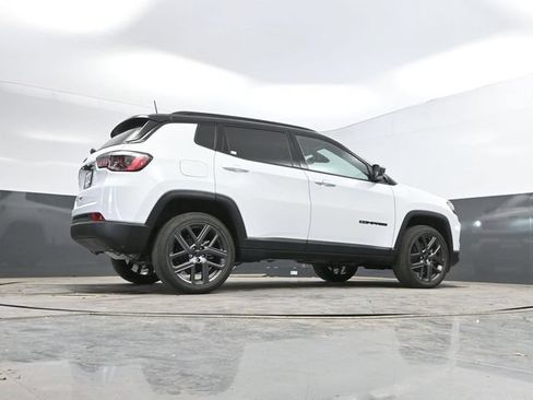 New 2026 Jeep Compass Limited AWD/4WD image 38