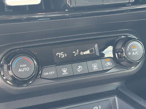 Certified 2026 Nissan Kicks SV FWD image 18