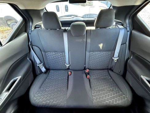 Used 2024 Nissan Kicks SV image 30