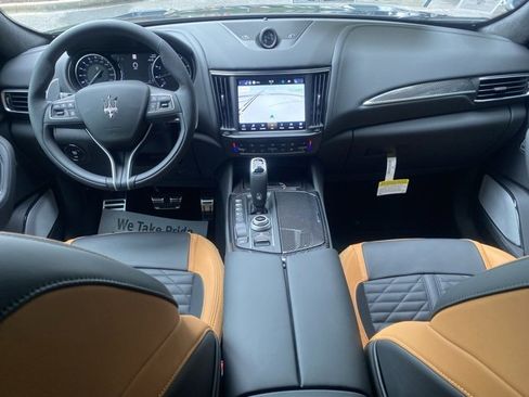 New 2024 Maserati Levante Trofeo image 45