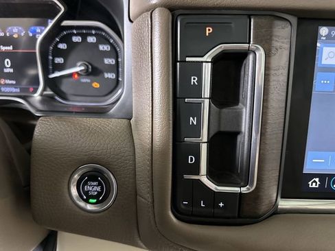 Used 2021 GMC Yukon XL Denali w/ Max Trailering Package AWD/4WD image 16