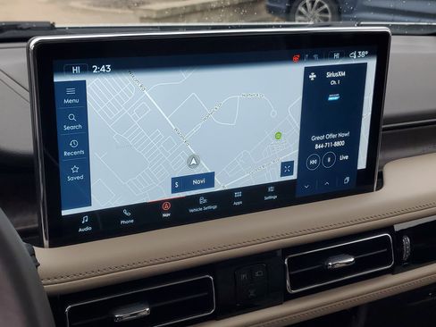 Certified 2022 Lincoln Nautilus Reserve w/ Equipment Group 201A image 16